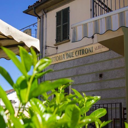 Hotel Trattoria Due Citroni Casalgrasso Zewnętrze zdjęcie