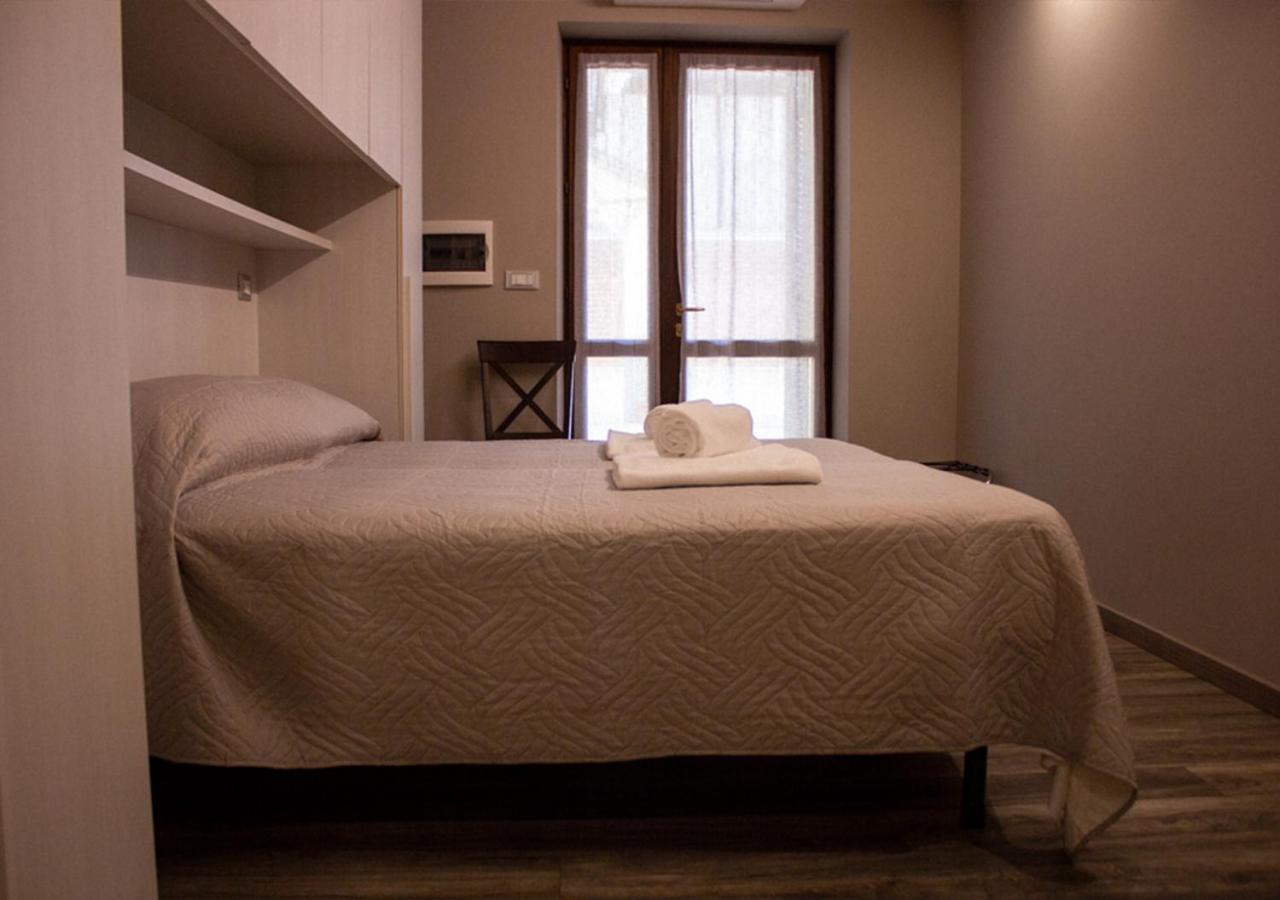 Hotel Trattoria Due Citroni Casalgrasso Zewnętrze zdjęcie