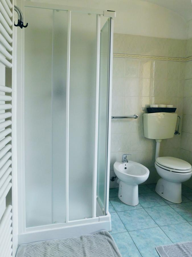 Hotel Trattoria Due Citroni Casalgrasso Zewnętrze zdjęcie